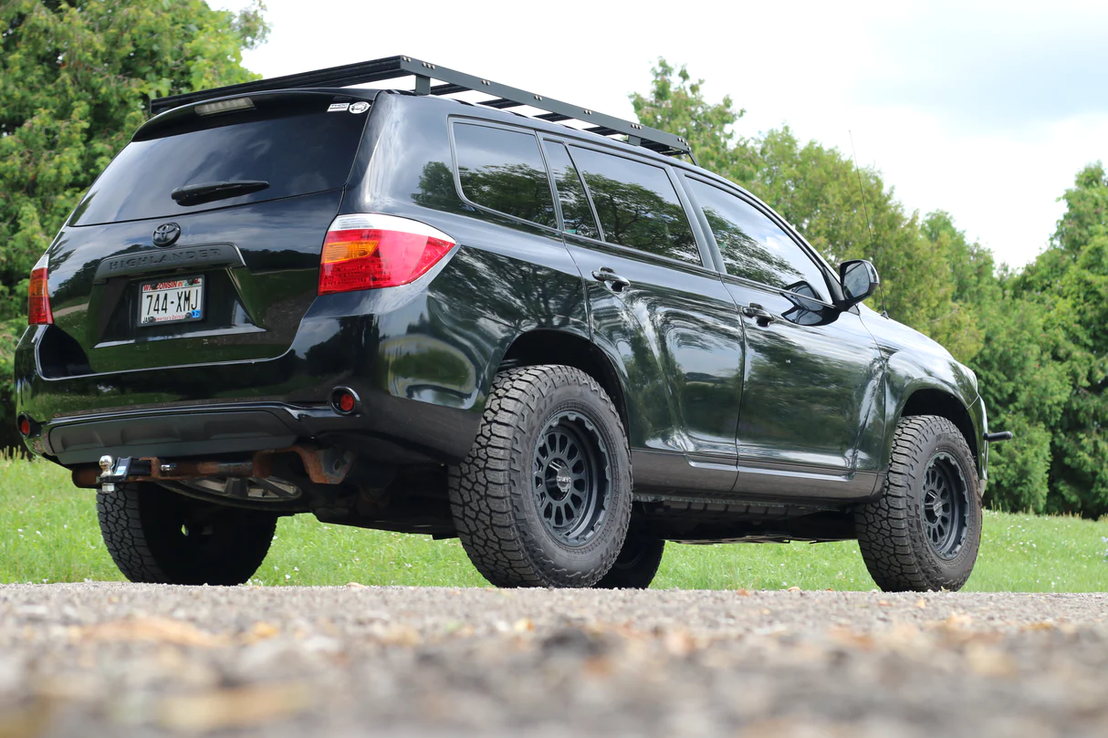 Transforming Toyota Highlander into a Capable Off-Road Vehicle
