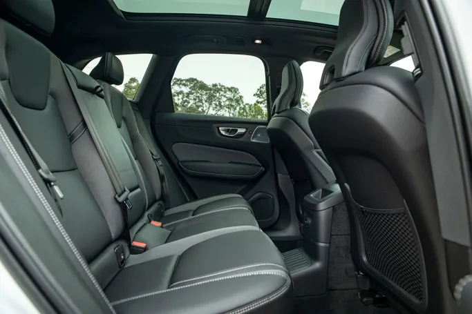 2023 Volvo XC60 Interior and Technology
